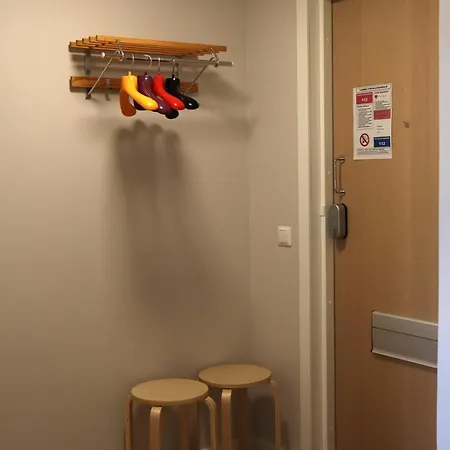 Toerroe As 7, 1-4 Hloe, Oma Keittioe, Kylppaeri, Iso Parkkialue Apartment *