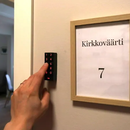 Toerroe As 7, 1-4 Hloe, Oma Keittioe, Kylppaeri, Iso Parkkialue *